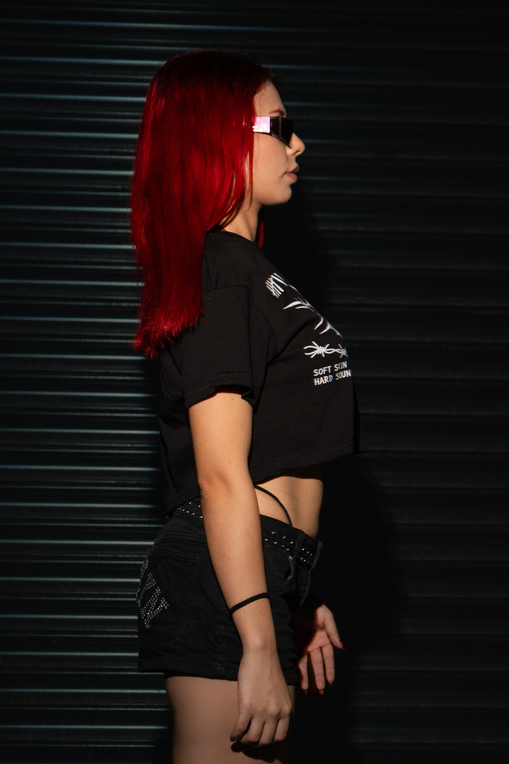 RaveOn Crop Top Pela Siyah Tişört